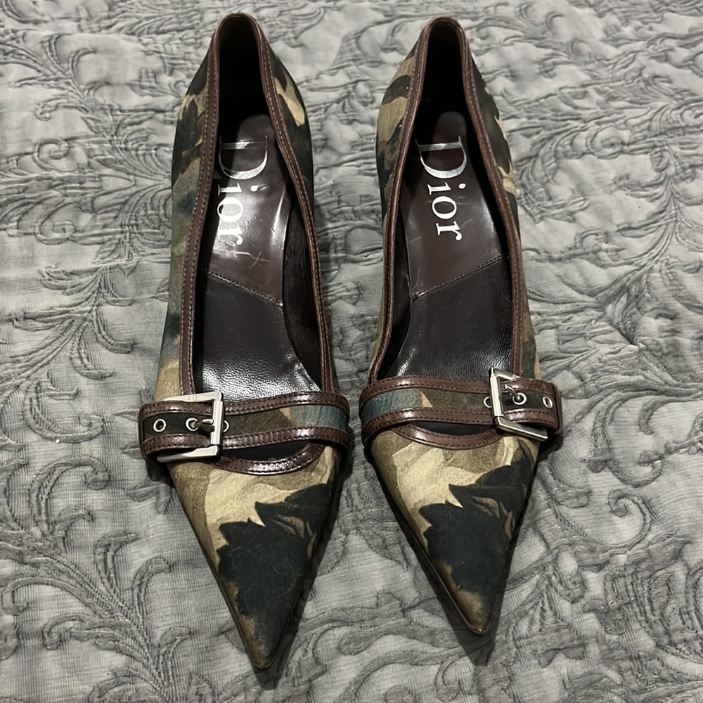 DIOR Kitten Heel Shoes Sz 7.5 (listed as 38, pls read below)